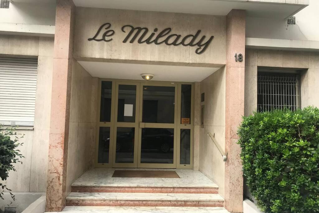 Studio Centre Nice Proche De Mer 外观 照片